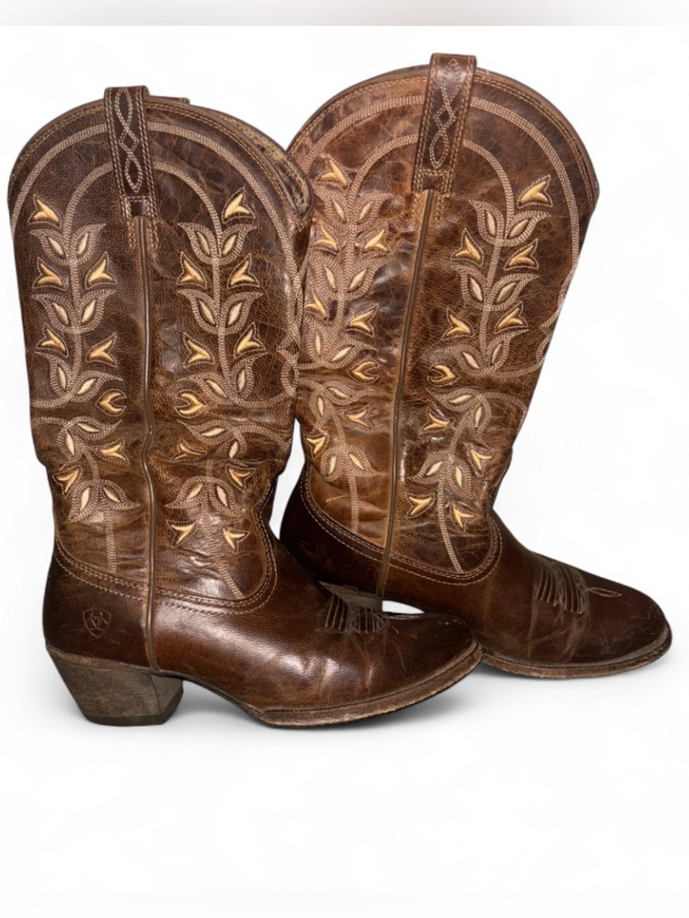 Ariat Women’s Desert Holly Western Round Toe Cowboy Boots
